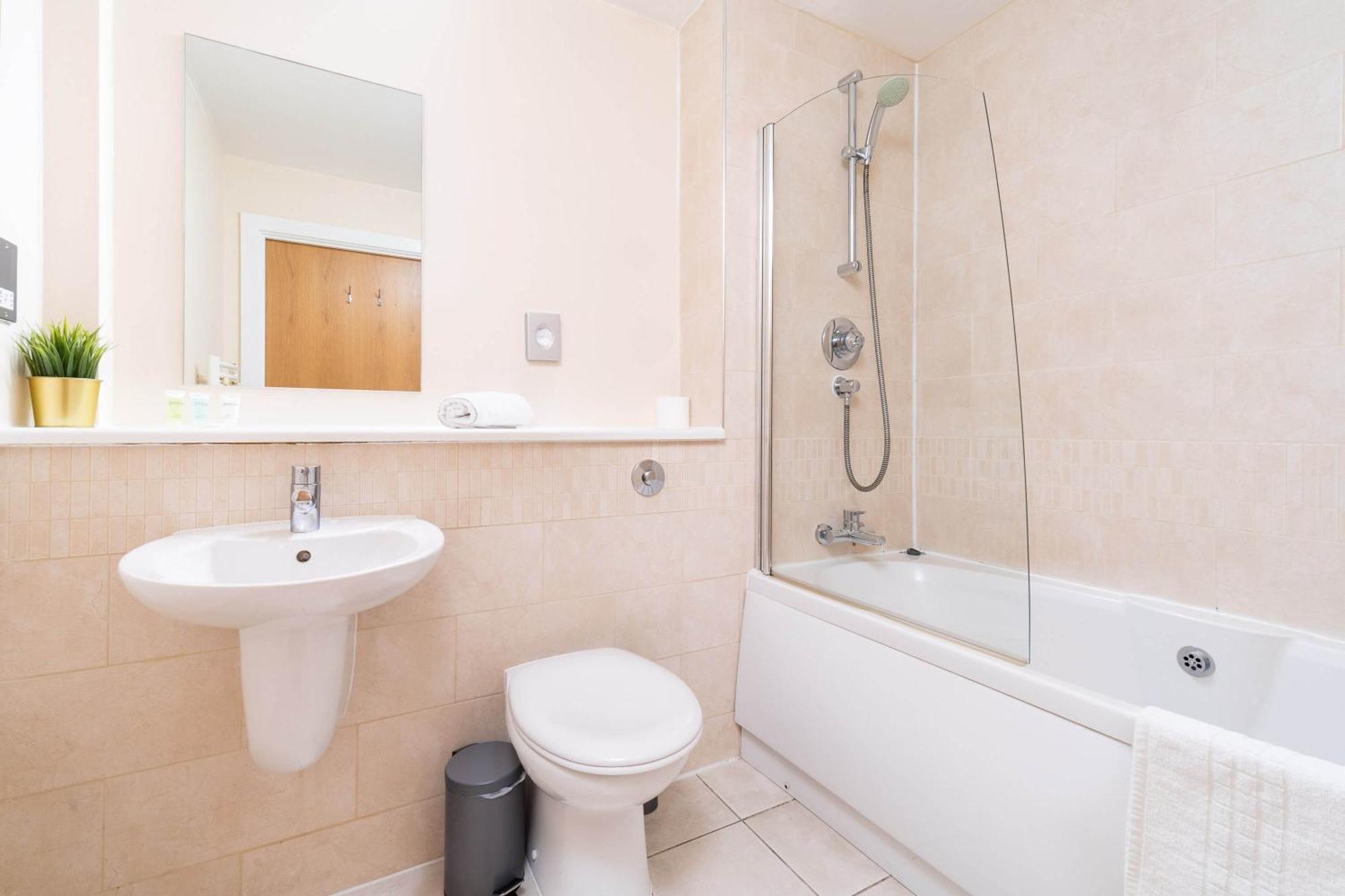 Stylish Birmingham City Centre - 2 Bed - Secure Parking - 5Ac Bagian luar foto